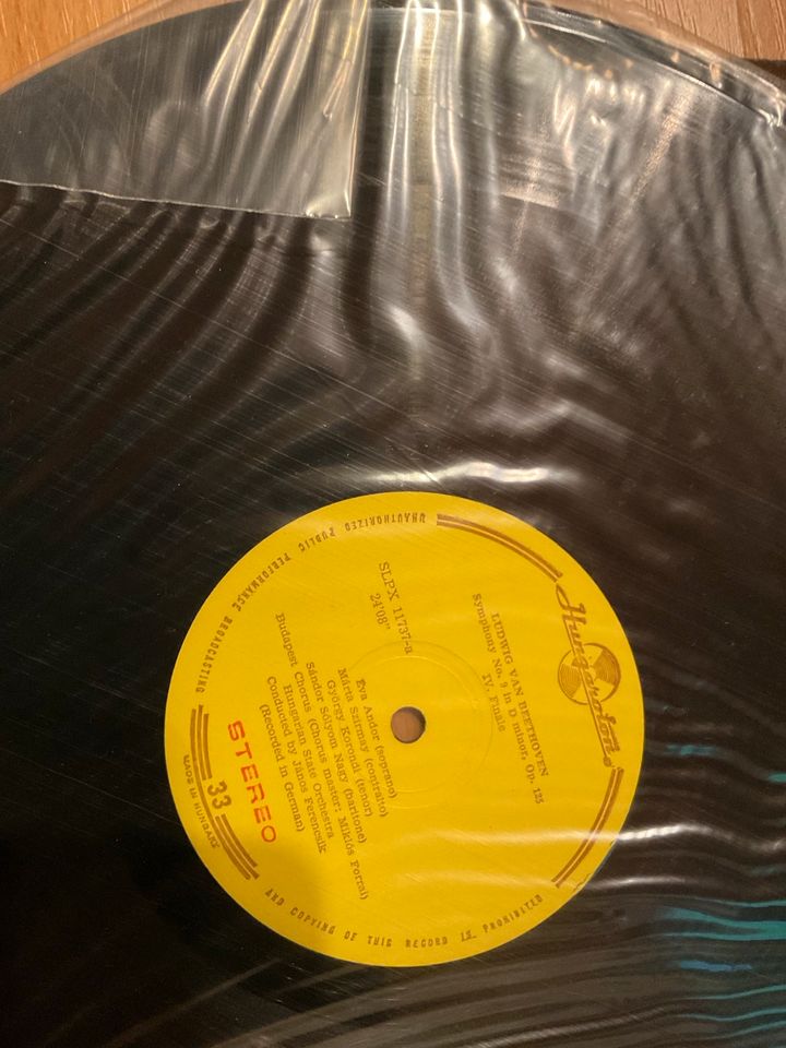 Zwei Schallplatten von Beethoven Symphony No 9 Ferencsik NEU in Zwickau