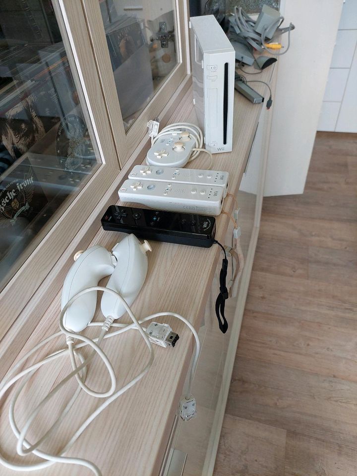 Nintendo Wii Konsole in Suhl