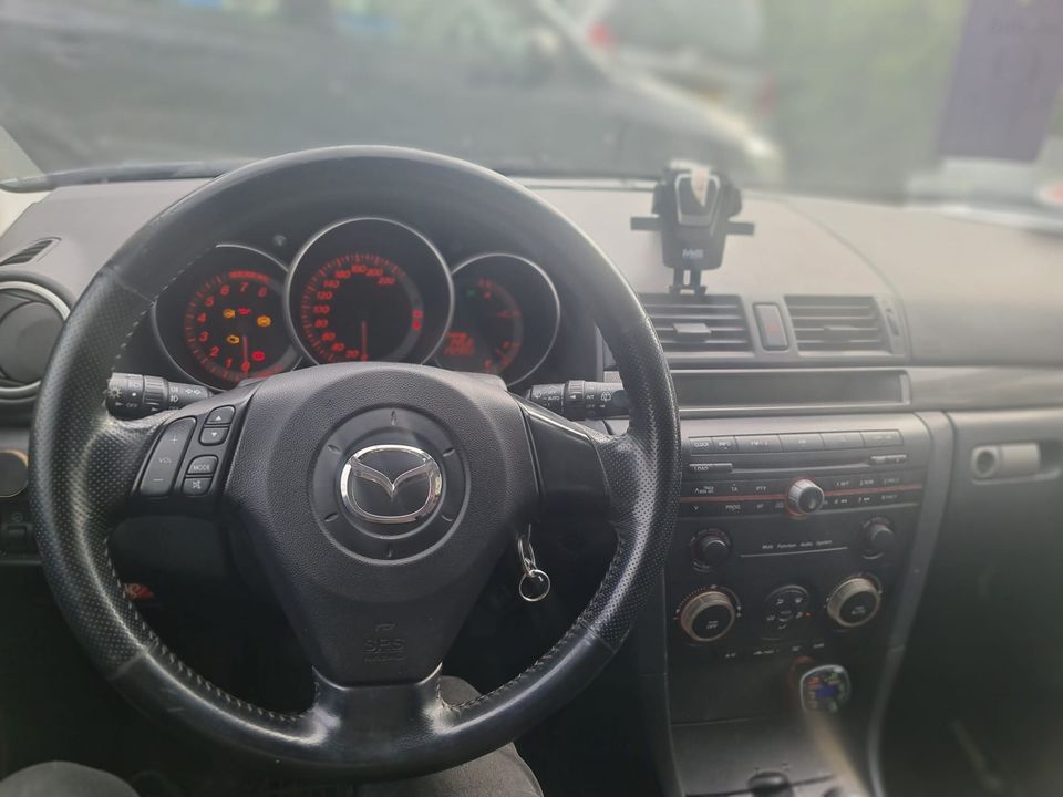 Mazda 3 1.6. in Losheim am See