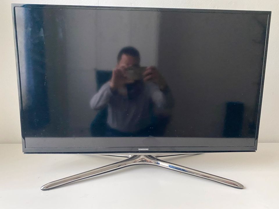 Samsung Fernseher 32 Zoll (ohne Fernbedienung) oder tauschen in München