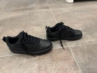 Nike Turnschuhe Sneaker Gr. 36 wie Neu Nordrhein-Westfalen - Dorsten Vorschau