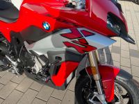 BMW S1000 XR Rot neuwertig Motorrad inkl. Koffer und Topcase Baden-Württemberg - Weissach im Tal Vorschau