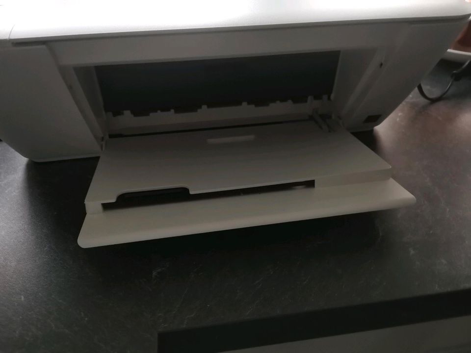 HP deskjet 2540 in Böblingen