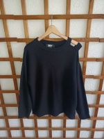 WIE NEU Original DKNY Off Shoulder Pullover Sweater Gr. M Medium München - Altstadt-Lehel Vorschau