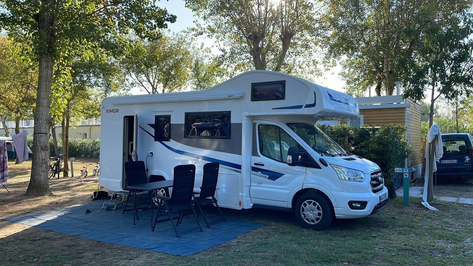 ALKOVEN WOHNMOBIL mieten – 6 Personen, Stockbett in Weißenhorn