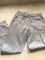 Jogginghose grau 36 38 Turnhose Hose Sport Nordrhein-Westfalen - Mönchengladbach Vorschau