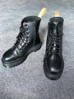 Dr. Martens Vegan Plateau Nordrhein-Westfalen - Petershagen Vorschau