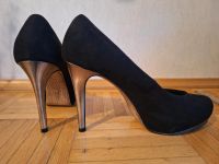 Schwarze Tamaris Plateau Pumps 10cm Highheel  Schwarzer Velours Düsseldorf - Pempelfort Vorschau