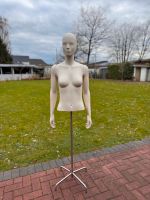 Mannequin weibliche Schaufensterpuppe Schleswig-Holstein - Wahlstedt Vorschau