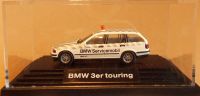 0100 Wiking - BMW 3er touring "BMW Servicemobil" Niedersachsen - Hambergen Vorschau