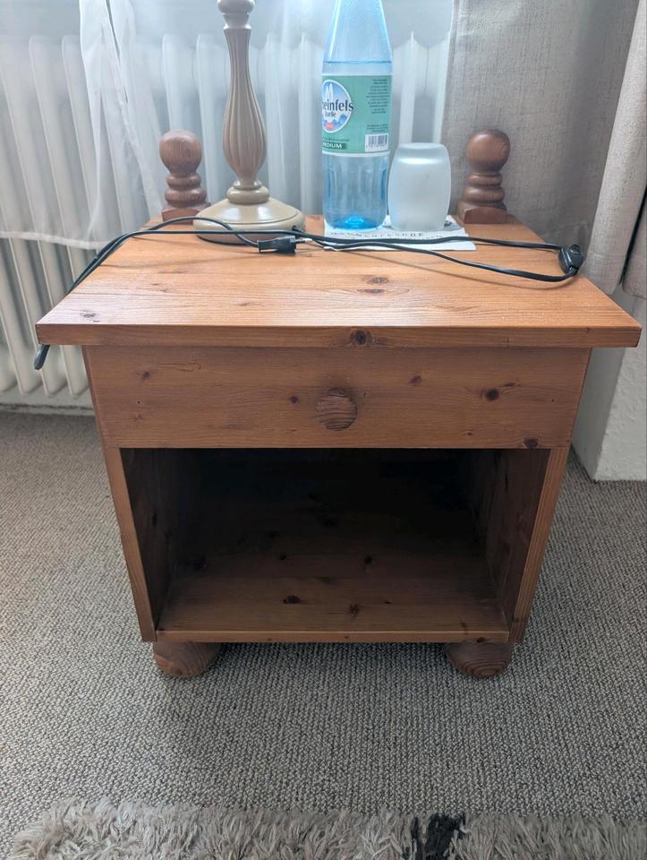 Schlafzimmer Kommoden und Nachtschrank in NordrheinWestfalen Goch