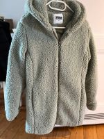 Urban Classics Teddyjacke Gr. S NEU Hessen - Kassel Vorschau