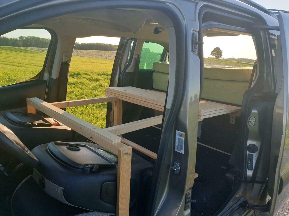 VERMIETUNG Camperbox Camping Minicamper Hochdachkombi Berlingo in Knetzgau