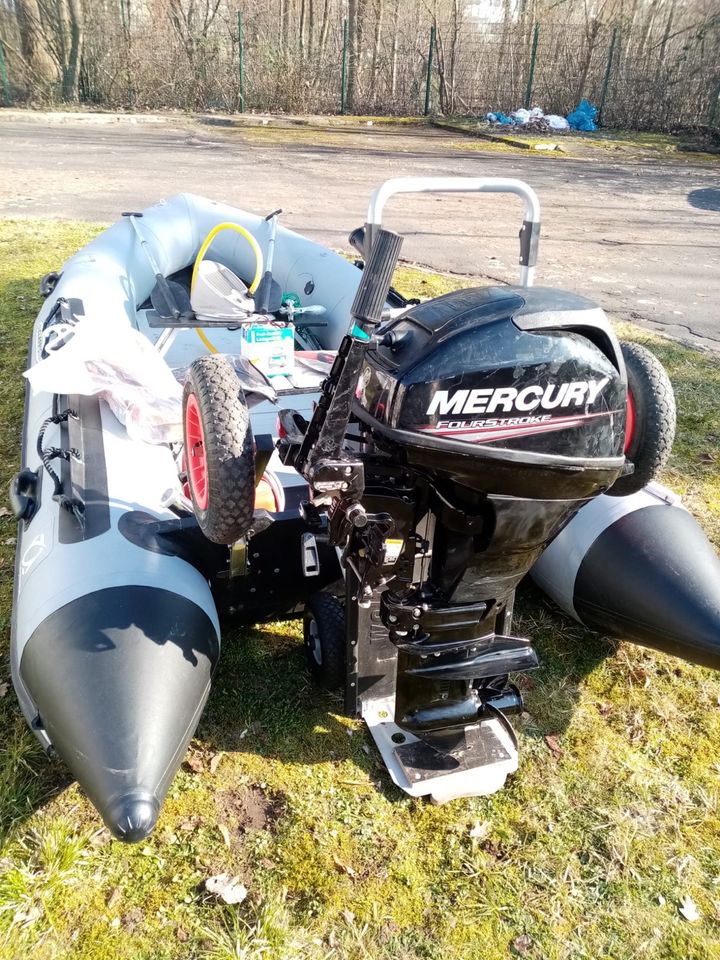 Schlauchboot + Motor + Transportkarre in Rostock