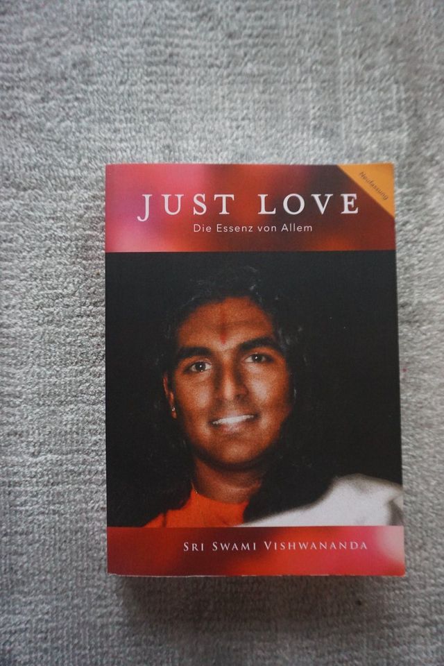 Buch "Just Love: Die Essenz von Allem" Sri Swami Vishwananda in Frankfurt am Main