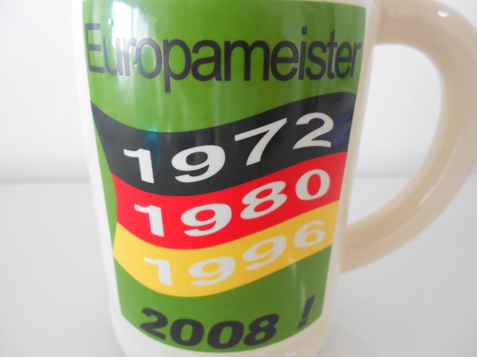 Bierkrug Sammelkrug Fußball Europameister 1972 1980 1996 2008! in Würzburg