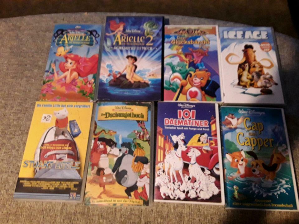 8 VHS Disney's Kinderfilme in Teublitz