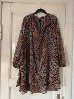 Tolles Kleid von Lindex (L) Dithmarschen - Heide Vorschau