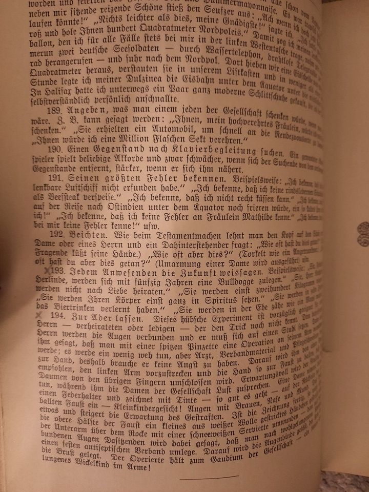 antikes Spielbuch von 1910, AR,1000 Spielanleitung, 1,1 kg schwer in Berlin