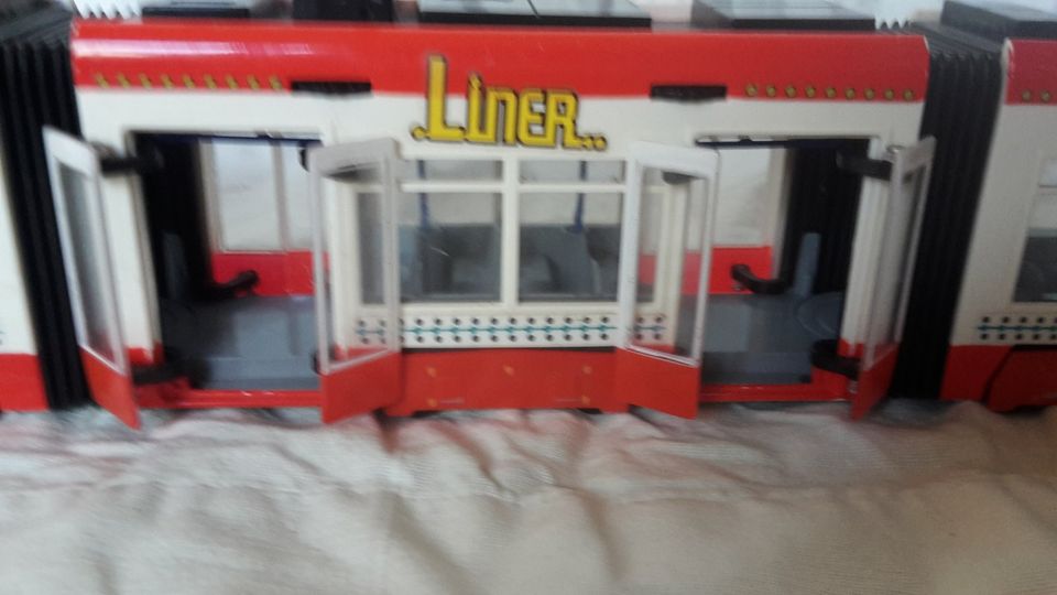 Dickie Toys City Liner Tram Rot in Köln