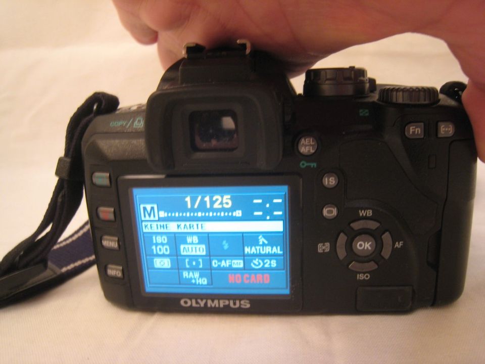 Olympus EVolt E-510 Digitale Spiegelreflexkamera - 10 Megapixel in München