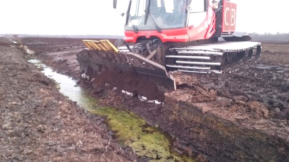 PistenBully 600W,Maisraupe in Gnarrenburg