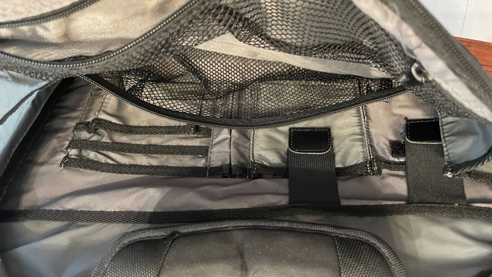 Notebooktasche Laptoptasche 17 Zoll stabil mit Griffdurchführung in Monheim am Rhein