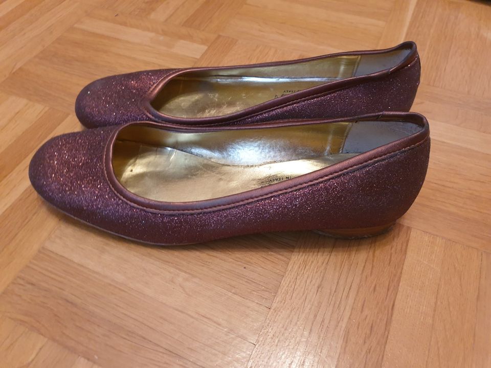 Bluzi Ballerinas rostbraun-metallic leicht getragen Gr. 40 in München