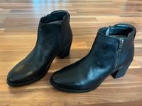Stiefeletten Schuhe Leder schwarz Esmara Gr. 39 NEU ungetragen Schleswig-Holstein - Neumünster Vorschau