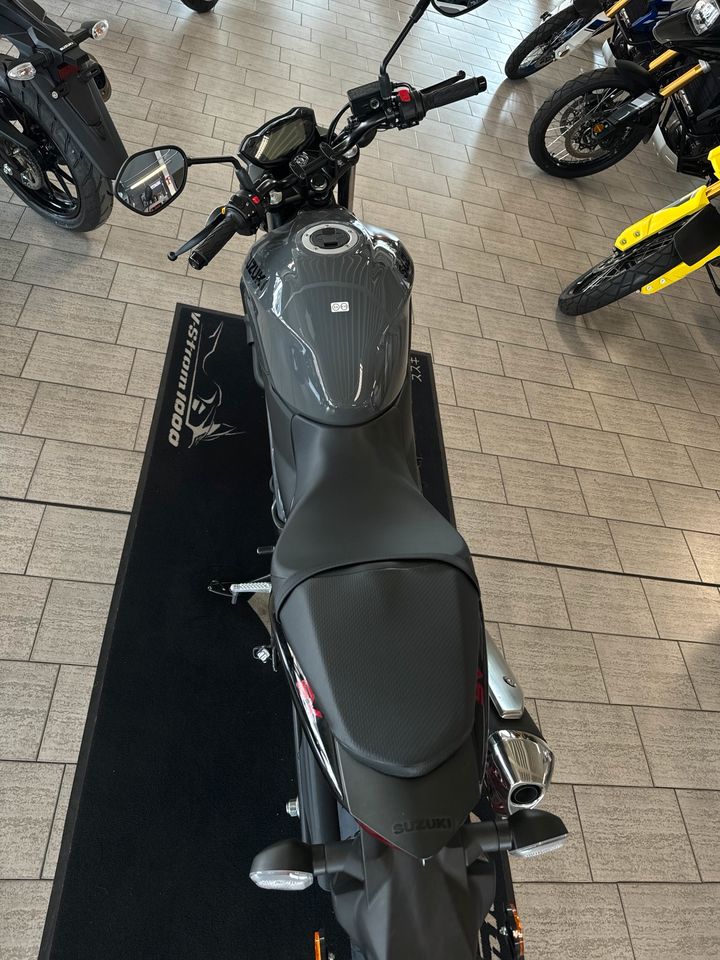 Suzuki SV 650 in Duisburg