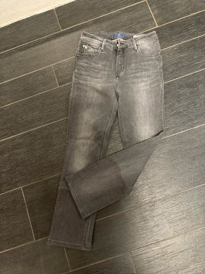 Bogner Jeans grau wahrscheinlich gekürzt in Amberg