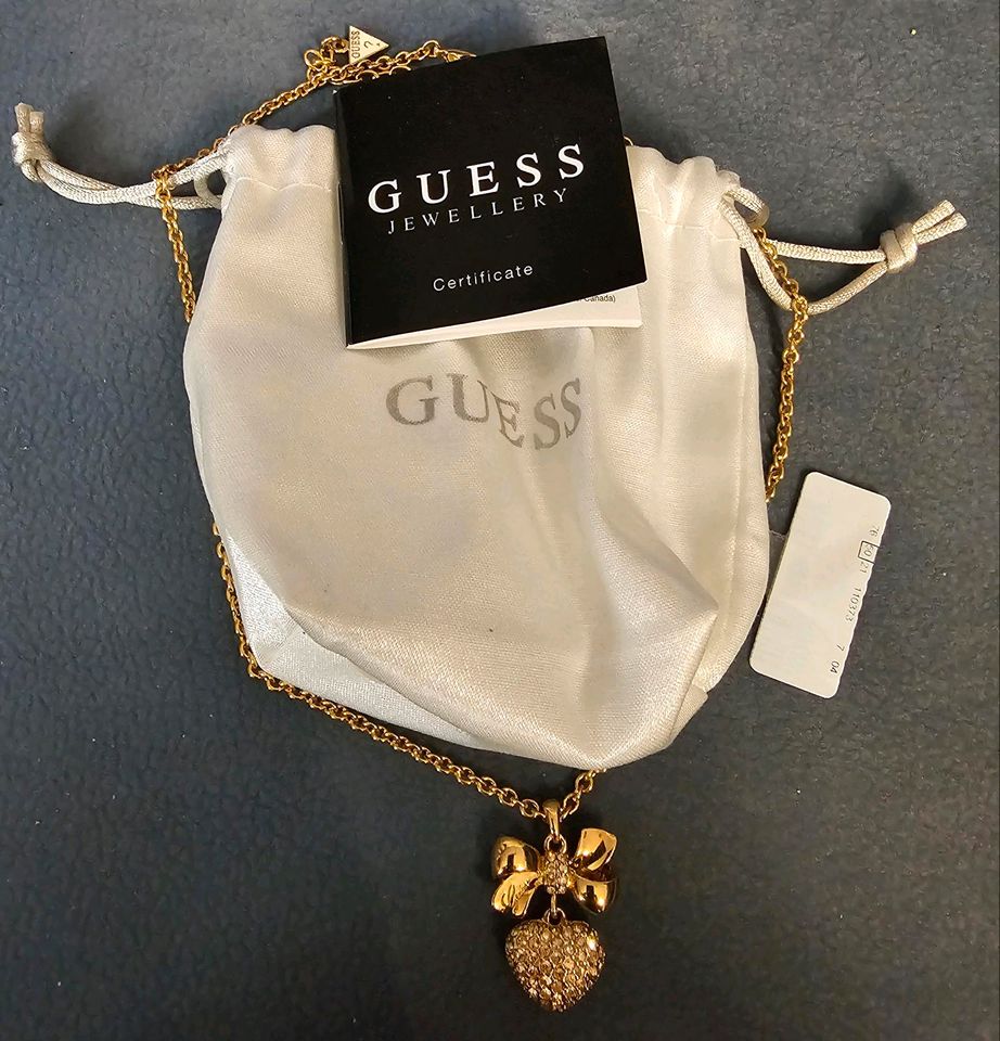 Kette mit Herzanhänger Guess Neu in Berlin