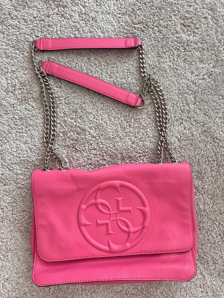Guess Handtasche Bag Trend Pink Designer Tasche in Berlin