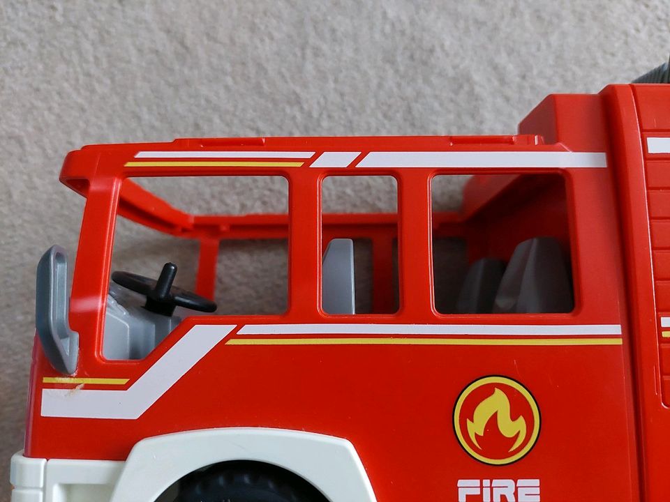 Playmobil 9464 Feuerwehr Rüstfahrzeug in Erfurt