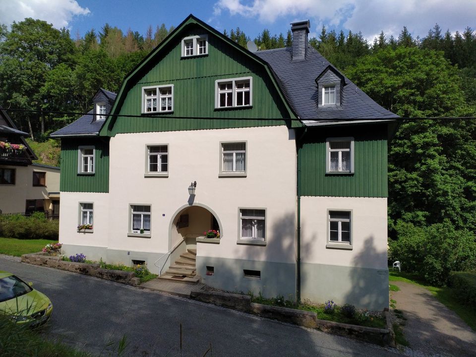 Schöne 2-Zimmer-Wohnung im ehem. Gemeindehaus - 09544 Neuhausen in Neuhausen