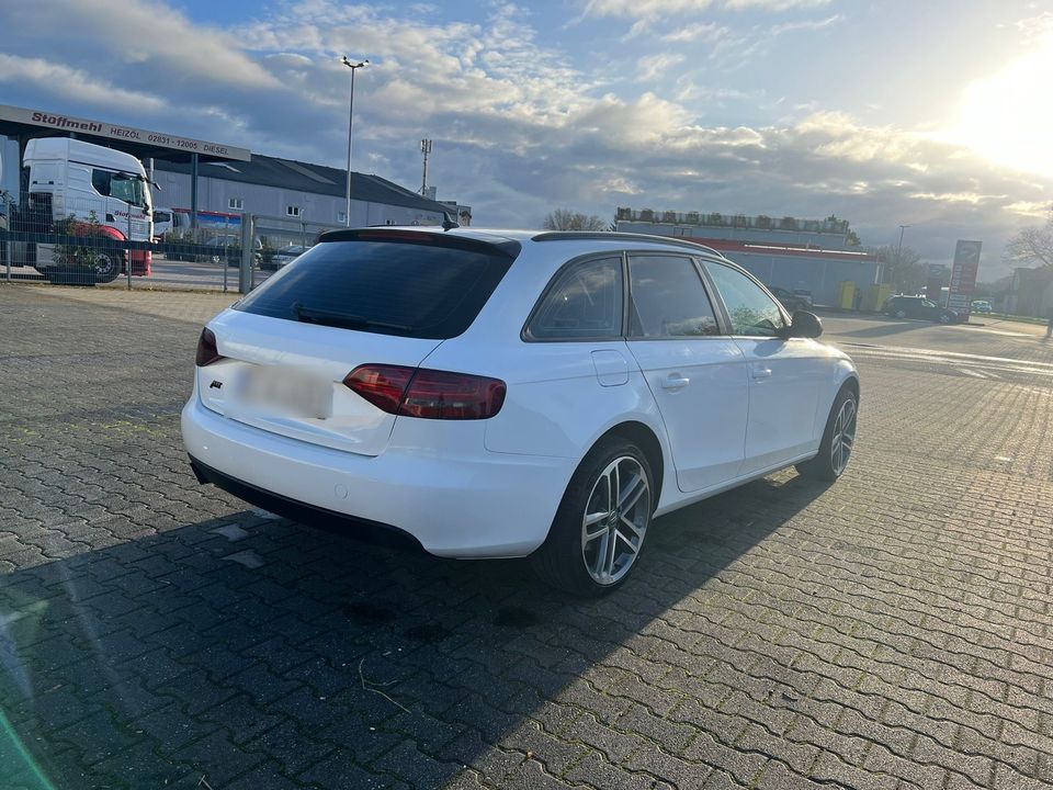 Audi A4 b8 Avant in Kleve