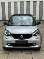 Smart ForTwo coupé 0.9 66kW  Navi- JBL Hessen - Hofheim am Taunus Vorschau