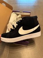 Sneaker von Nike Gr 38 Niedersachsen - Laatzen Vorschau