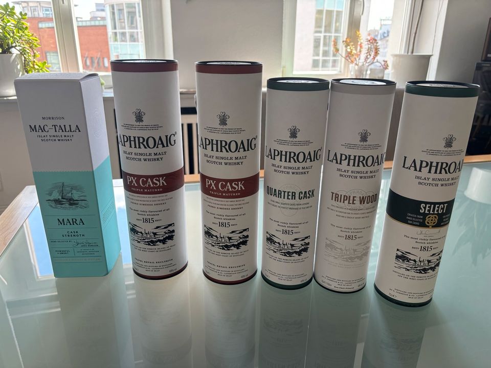 Whiskey Dosen Flaschen leer, Laphroaig in Solingen