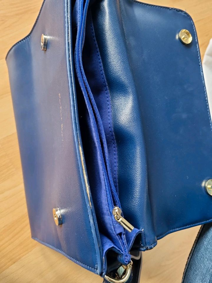 Camomilla Handtasche royalblau in Bremen