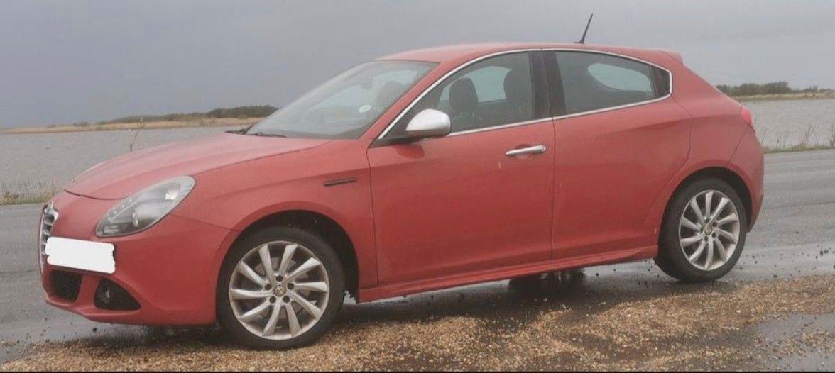 Abbildung des Autos Alfa Romeo Giulietta 2.0…