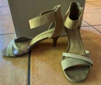 Sandalen Tamaris grau beige taupe silber 39 Absatz Sommerschuhe Nordrhein-Westfalen - Steinhagen Vorschau