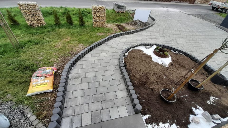 Pflasterarbeiten Baggerarbeiten Garten- und Landschaftsbau in Mücke