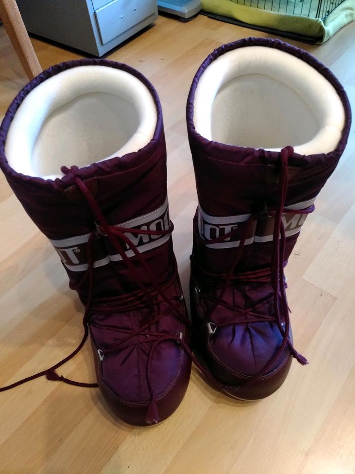 Moon Boots weinrot/bordeaux, 42/44 in Berlin