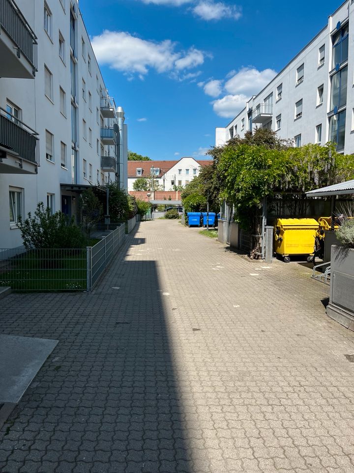 1-Zimmer-Wohnung; saniert; möbliert; frei; Kapitalanlage in Nürnberg (Mittelfr)