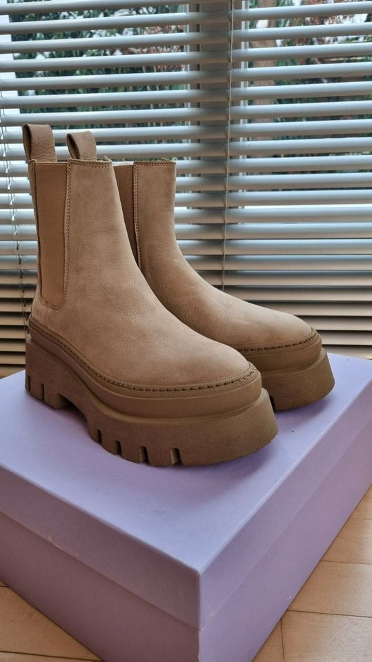 *COPENHAGEN* CPH686 Plateau Chelsea Boots Taupe 39 NP239€ NEU! in Ingolstadt