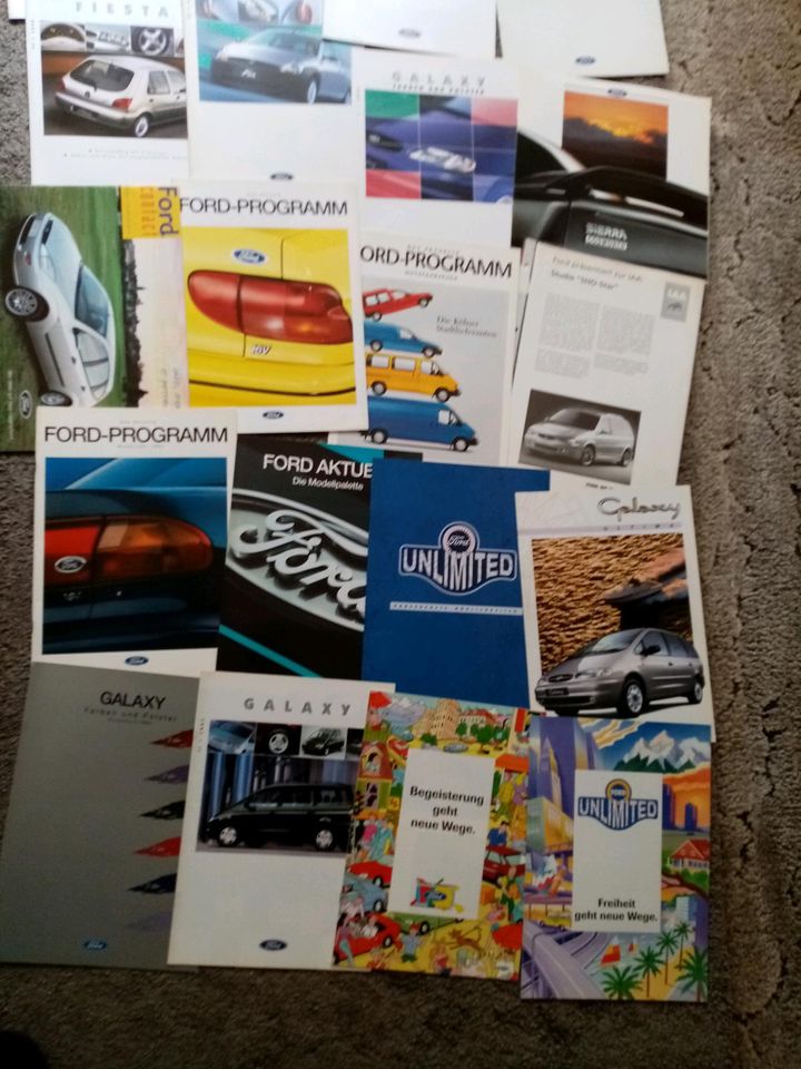 Ford Prospekte 90iger Jahre, KA, Fiesta, Mondeo. Galaxy in Werlte 