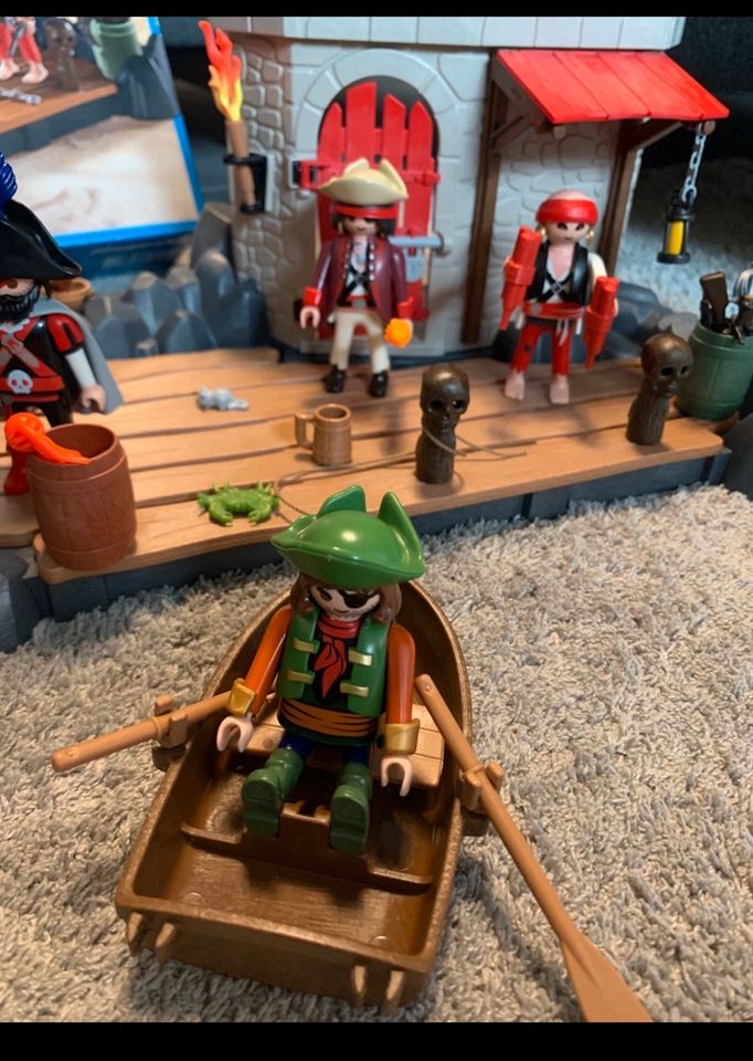 Das PLAYMOBIL SuperSet Piratenfestung in München