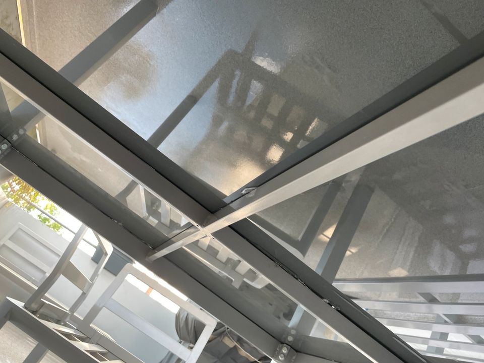 Gartentisch 110x110x64, Aluminium/Glas, Neu in Dorsten