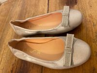 #NEU #Unisa #ballerinas #leder #silber #gr 35 #kommunion#hochzeit Bayern - Goldbach Vorschau